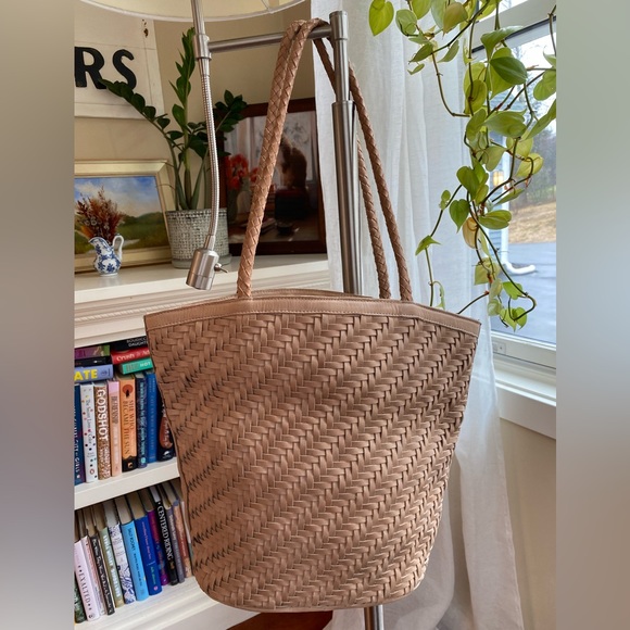 Bembien Woven Leather Tote Bag - Picture 5 of 13